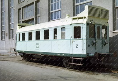 Győr, 1957. október 4. A Bmot típusú motorvonat a Magyar Vagon- és Gépgyár udvarán.